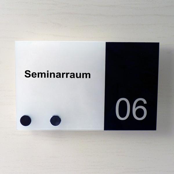 Tuerschild_Seminarraum_sat_10x16cm_front